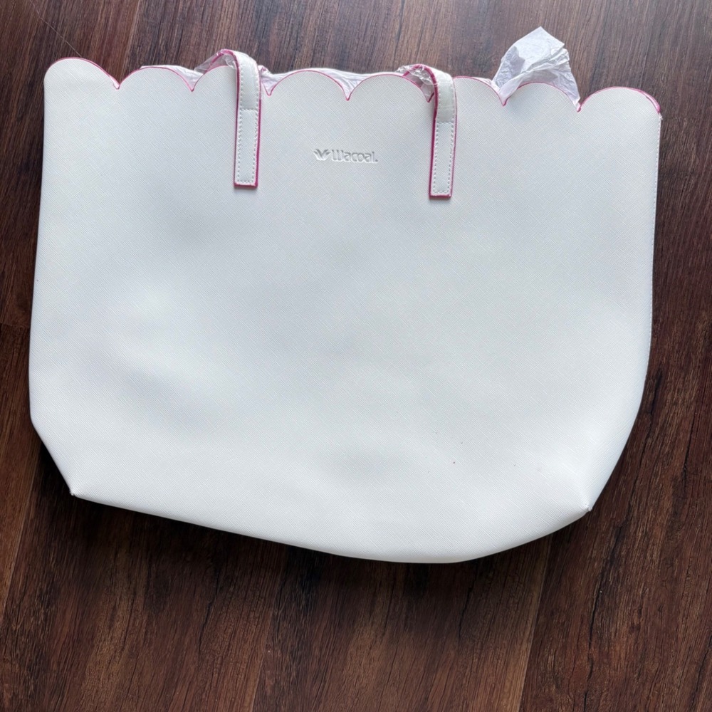 Wacoal White Saffiano Faux Leather Scalloped Tote Bag Pink Trim Large Carryall